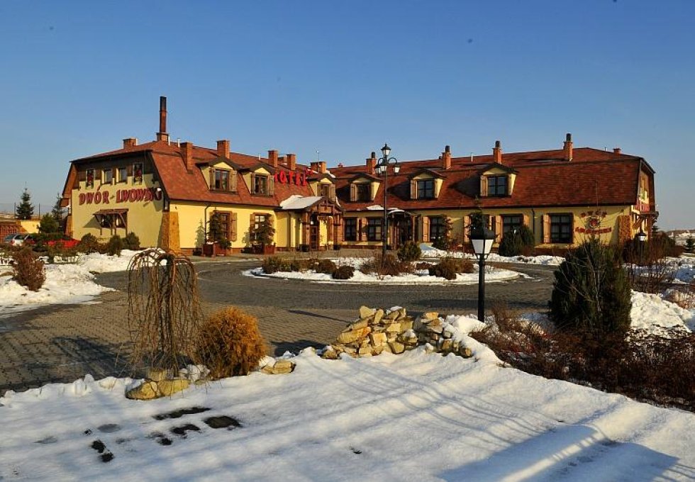 hotel - Hotel Restauracja Dwór Lwowski