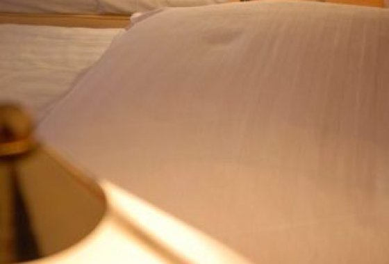 hotel *** - Hotel DOM ERAZMA przy pałacu Villa Decius - Pokoje - zdjęcie 3