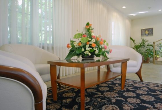 hotel *** - Hotel DOM ERAZMA przy pałacu Villa Decius - Usługi - zdjęcie 2