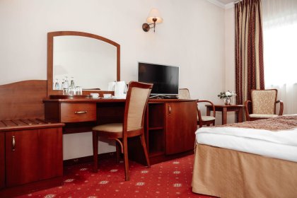 hotel **** - Hotel Sympozjum - zdjęcie 10