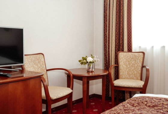 hotel **** - Hotel Sympozjum - Pokoje - zdjęcie 3