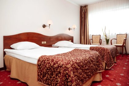 hotel **** - Hotel Sympozjum - zdjęcie 12