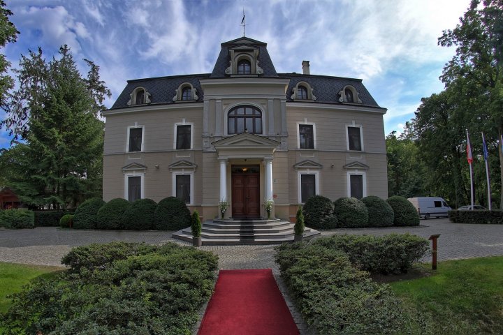 Pałac Bagatela 