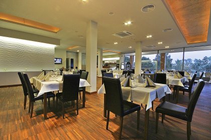 hotel *** - Moran Village & Resort - zdjęcie 1