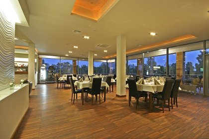 hotel *** - Moran Village & Resort - zdjęcie 2