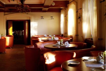 hotel *** - P.U.H. Trzy Światy - zdjęcie 7