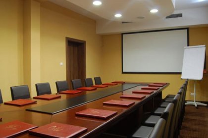 hotel *** - P.U.H. Trzy Światy - zdjęcie 9