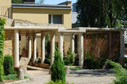 hotel *** - P.U.H. Trzy Światy - zdjęcie 4