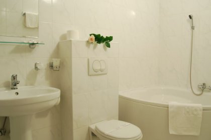 hotel *** - P.U.H. Trzy Światy - zdjęcie 11
