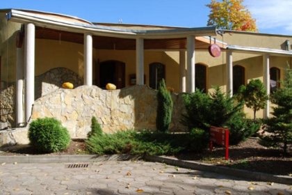 hotel *** - P.U.H. Trzy Światy - zdjęcie 17