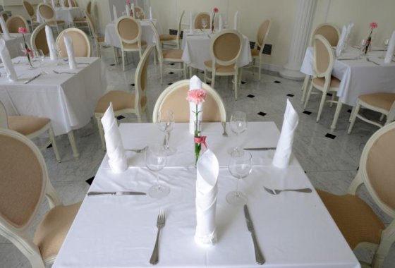 pałac - Hotel Sobienie Królewskie Golf & Country Club - Usługi - zdjęcie 6