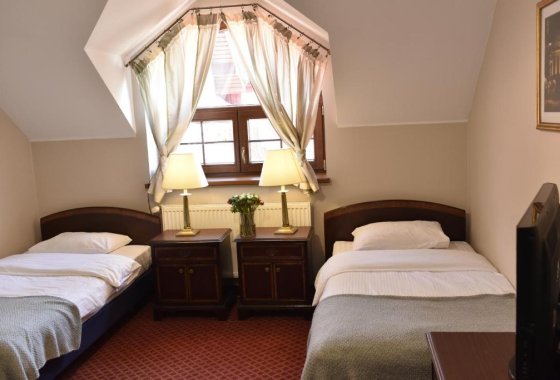 hotel *** - Hotel i Restauracja Zielona Weranda - Pokoje - zdjęcie 1