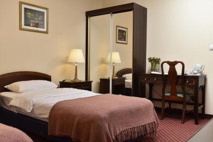 hotel *** - Hotel i Restauracja Zielona Weranda - zdjęcie 6