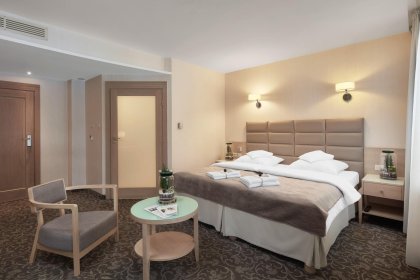 hotel **** - Columna Medica - zdjęcie 16