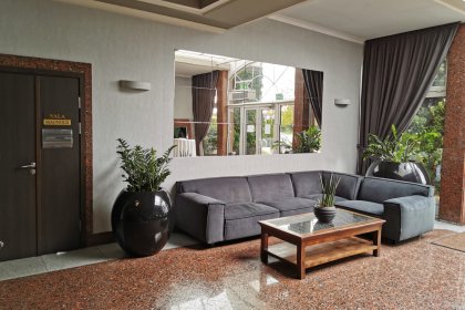 obiekt konferencyjny - Centrum Konferencyjno-Apartamentowe Mrówka - zdjęcie 8