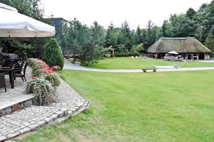 dworek - Dom Wypoczynkowy „Pod Strzechą” w Giewartowie - zdjęcie 2