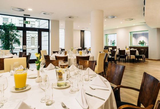 hotel **** - Holiday Inn Łódź - Usługi - zdjęcie 3