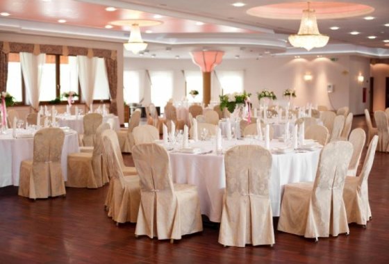 hotel *** - Hotel Marsel - Usługi - zdjęcie 2
