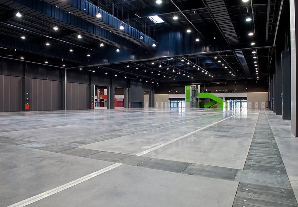 obiekt konferencyjny - AmberExpo Centrum Wystawienniczo-Kongresowe