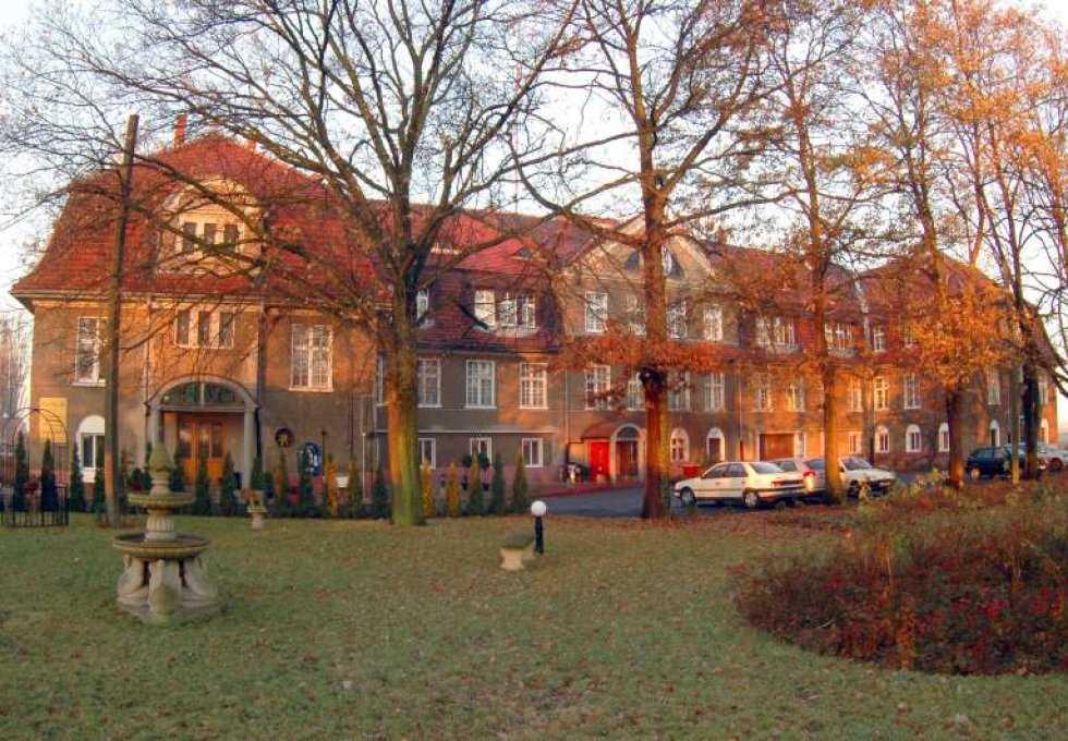 hotel *** - Park Hotel Żary