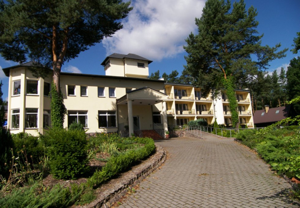 hotel - Hotel Wodnik - Długie