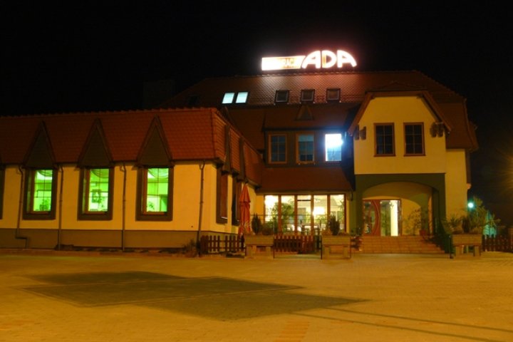 Hotel Ada