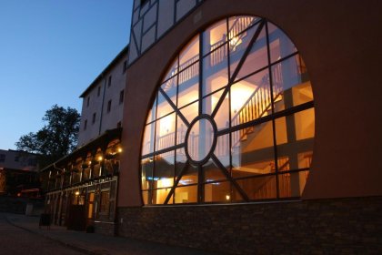 hotel *** - Zamkowy Młyn - zdjęcie 1
