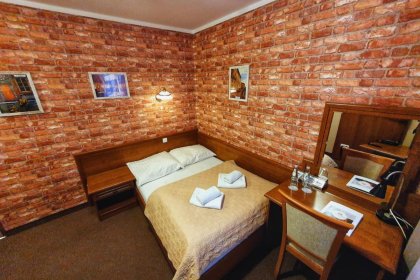 hotel *** - Zamkowy Młyn - zdjęcie 12