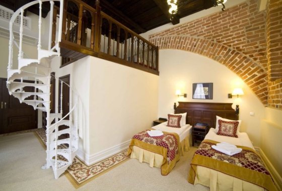 hotel **** - Hotel St. Bruno - Pokoje - zdjęcie 7