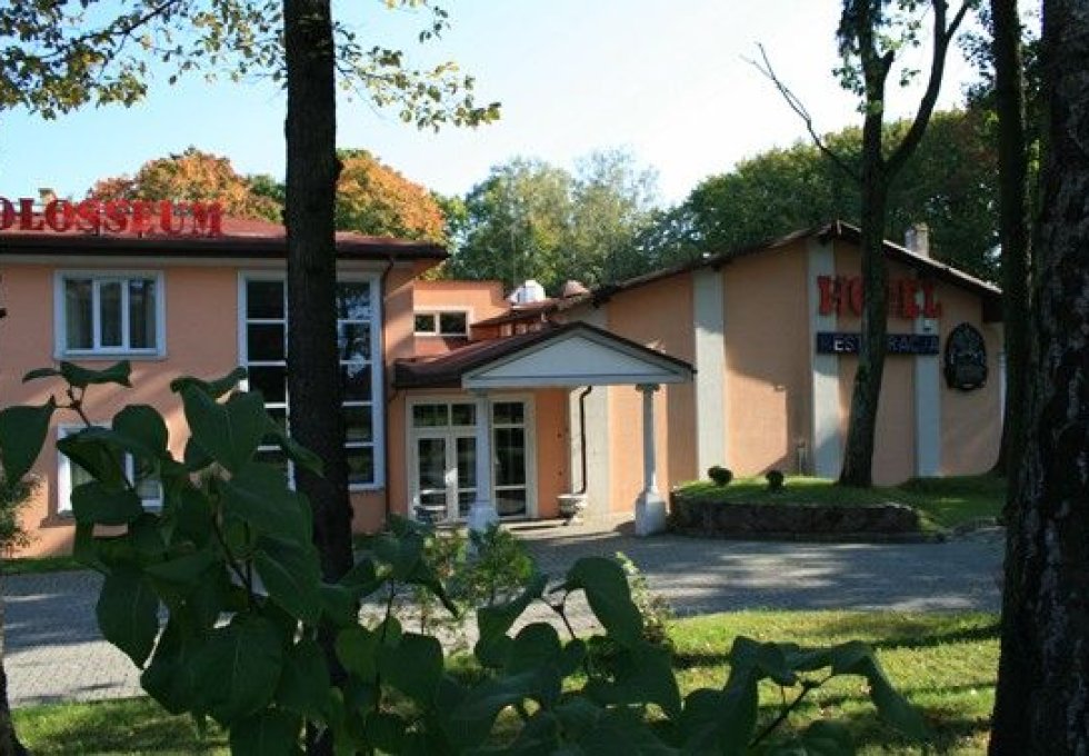 hotel *** - Hotel Colosseum & SPA