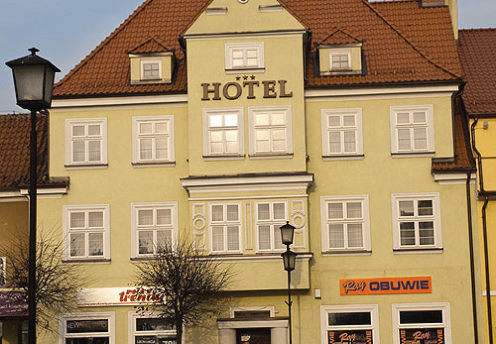 hotel *** - Hotel Wkra