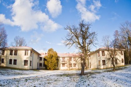 hotel *** - „Mazowsze” – Centrum Konferencyjno Noclegowe i Karczma Staropolska - zdjęcie 1