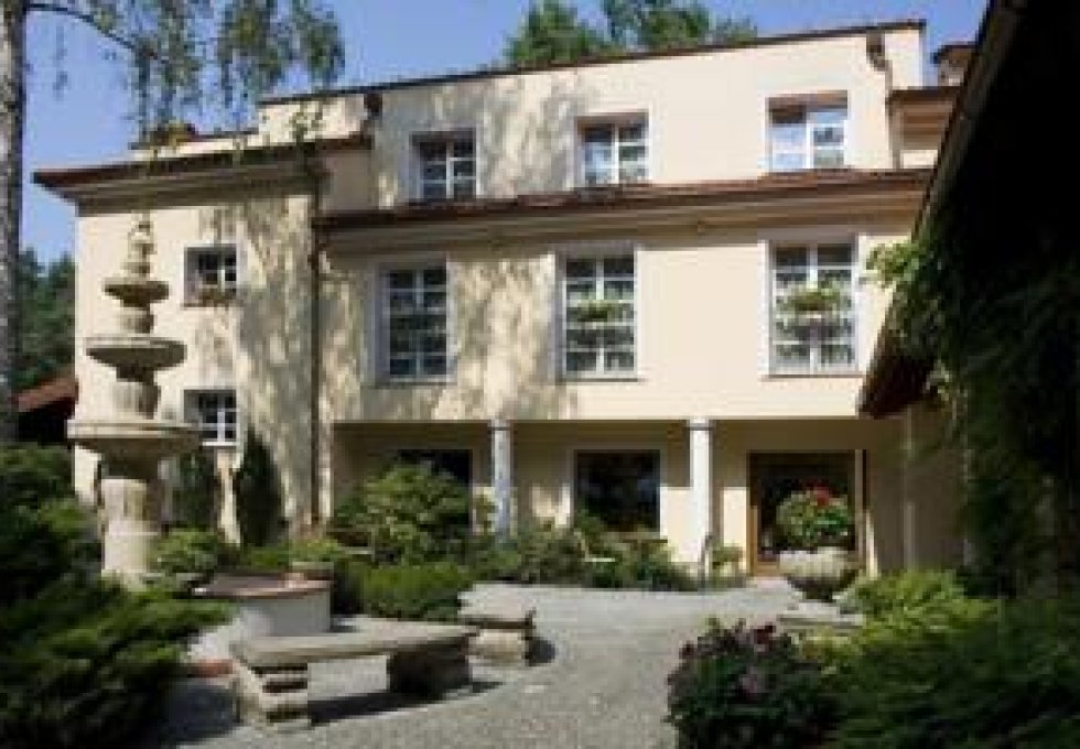 hotel *** - Villa Park Wesoła