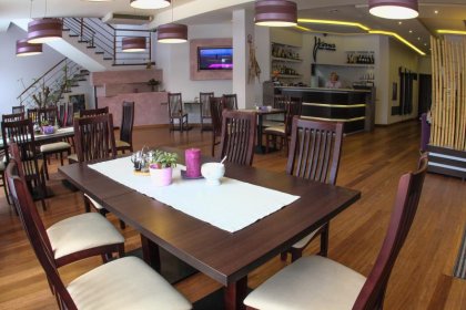 hotel *** - Hotel - Restauracja Wena - zdjęcie 1