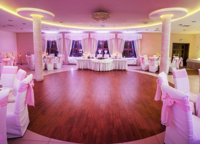 Biała Akacja Resort & Business