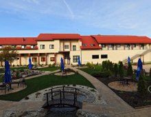 Ośrodek Wypoczynkowy "Orle Gniazdo Hucisko"