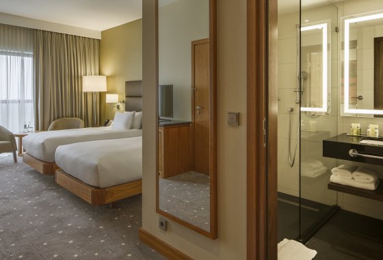 hotel **** - DoubleTree by Hilton Łódź - Pokoje - zdjęcie 5