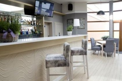 hotel *** - Hotel Kristoff - zdjęcie 1