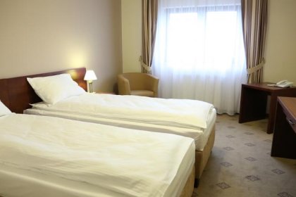 hotel *** - Centrum konferencyjno – wypoczynkowe Campoverde - zdjęcie 2