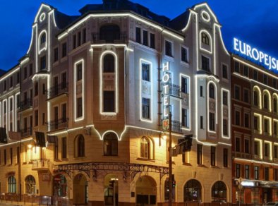 Hotel Europejski Wrocław - hotel nocą - SaleBiznesowe