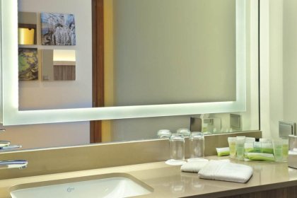 hotel **** - Courtyard by Marriott Gdynia Waterfront - zdjęcie 9