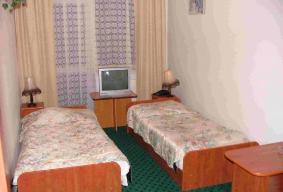hotel *** - Hotel Zbyszko*** w Nowogrodzie - Pokoje - zdjęcie 2