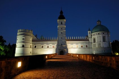 hotel *** - Zespół Zamkowo – Parkowy w Krasiczynie - zdjęcie 4