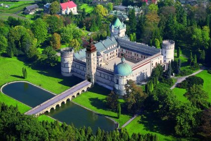 hotel *** - Zespół Zamkowo – Parkowy w Krasiczynie - zdjęcie 6