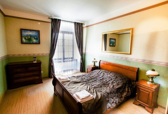 hotel *** - Zespół Zamkowo – Parkowy w Krasiczynie - Pokoje - zdjęcie 6