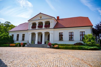 dworek - Dworek Róża Poraja w Budziejewie - zdjęcie 1