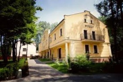 hotel *** - Hotel restauracja Dąbrówka - zdjęcie 2