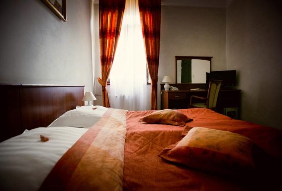 hotel *** - Hotel restauracja Dąbrówka - Pokoje - zdjęcie 5