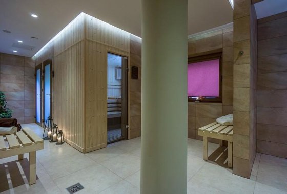 hotel *** - Hotel Willa Pod Skocznią - Usługi - zdjęcie 1