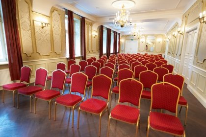 hotel **** - Dwór Sieraków - zdjęcie 3